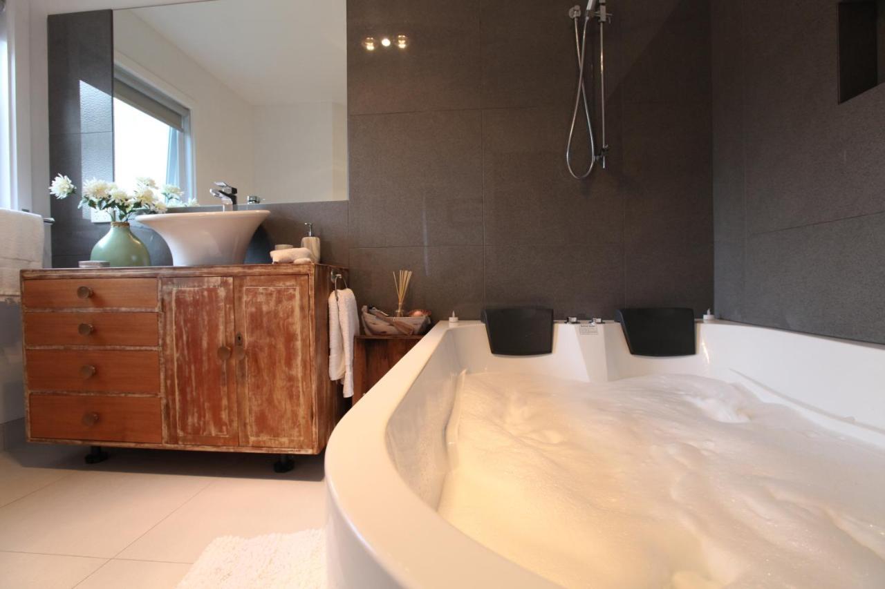 Sea Salt Bnb Rosebud Buitenkant foto